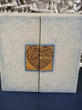 Willow Tree Signature Collection Custom-Designed Signature Collection Box